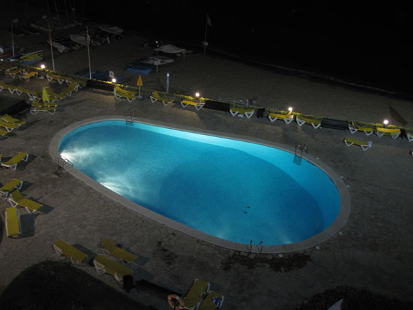 piscine nuit